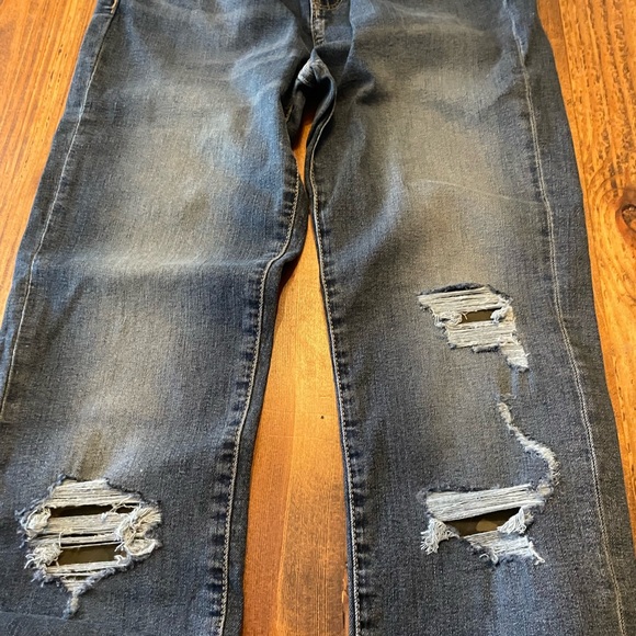 NWT Boys 16 Old Navy Jeans Karate style distressed - Picture 1 of 5